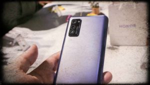 Honor categorically against 108 megapixels. The main disadvantages of such cameras are named.