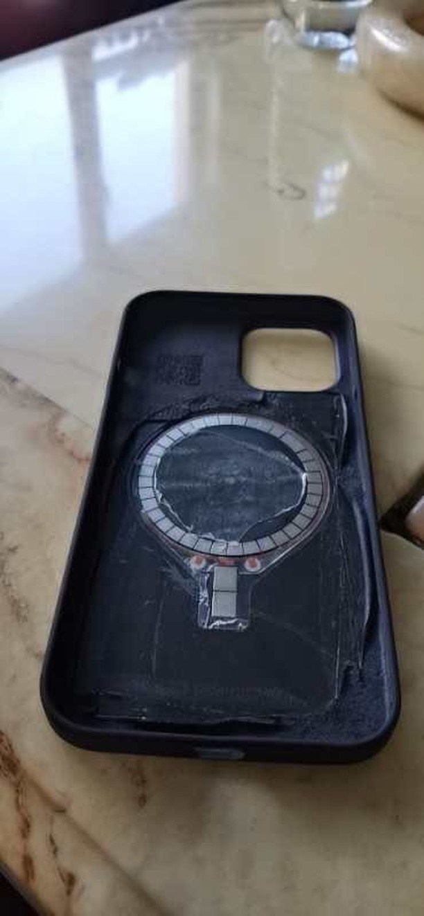 apple iphone 12 charging case
