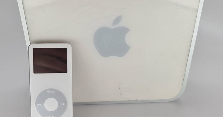 Exposure of EVT Mac Mini Prototype, with iPod dock